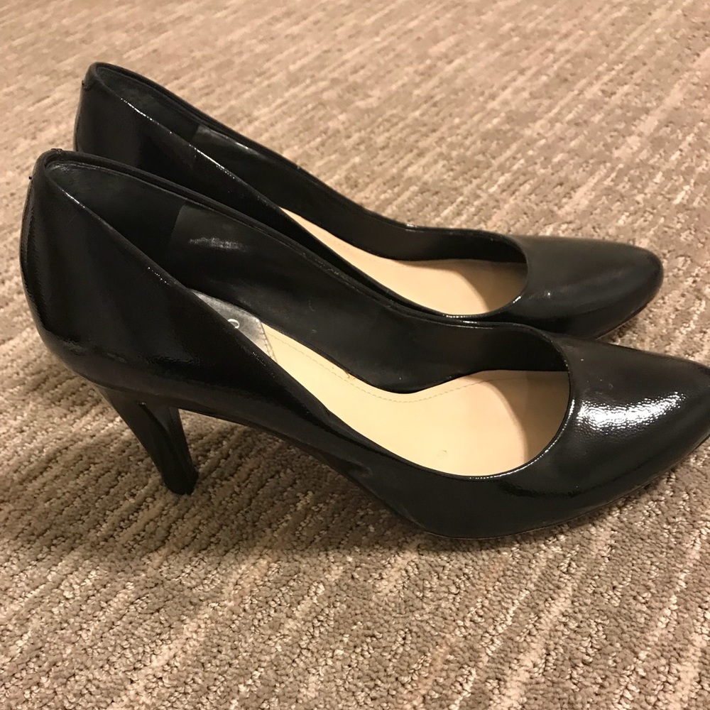 Black Vince Camuto Pumps